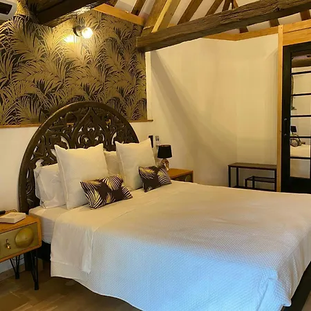 Semesterbostad Medieval Tower At Chateau De Champagnat *